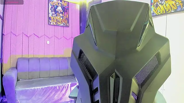 Snapshot of shaden_ chatting on 02-05-26, 08:15 shaden online show from 02-05-26, 08:15