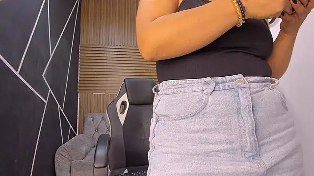 Snapshot of shaden_ chatting on 02-27-26, 08:08 shaden online show from 02-27-26, 08:08