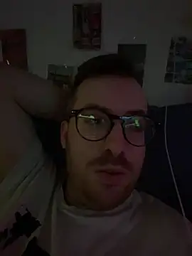 Snapshot of io1Elian chatting on 05-13-26, 02:24 io1Elian online show from 05-13-26, 02:24