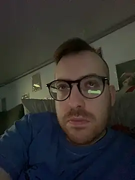 Snapshot of io1Elian chatting on 04-23-26, 02:30 io1Elian online show from 04-23-26, 02:30