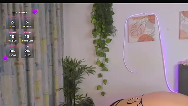 Snapshot of Sylvara_bx chatting on 03-20-26, 01:01 Sylvara bx online show from 03-20-26, 01:01