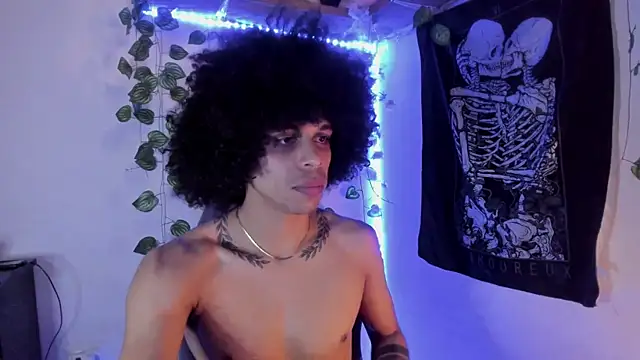 Aaron Hopper online show from 02-16-26, 01:21