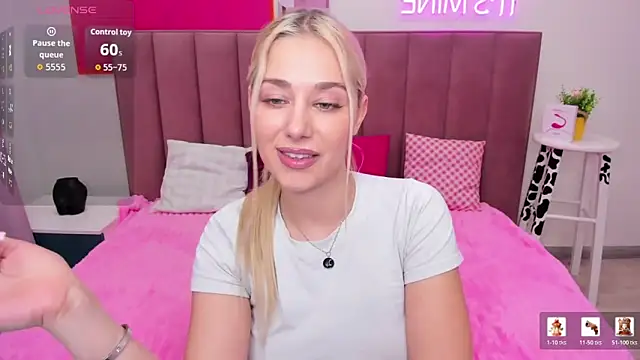 MIla Stunning online show from 04-01-26, 01:30