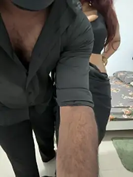 Snapshot of couple7v17d chatting on 02-26-26, 04:51 couple7v17d online show from 02-26-26, 04:51