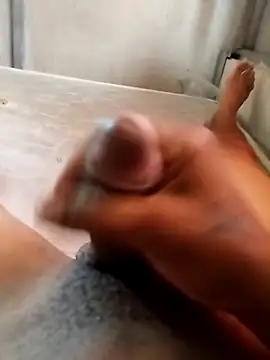 T0N112 online show from 04-15-26, 07:07