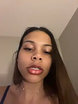 Snapshot of Petite_Baddie chatting on 07-11-26, 06:03 Petite Baddie online show from 07-11-26, 06:03
