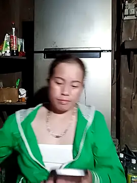 Snapshot of cana4455 chatting on 02-17-26, 12:02 cana4455 online show from 02-17-26, 12:02