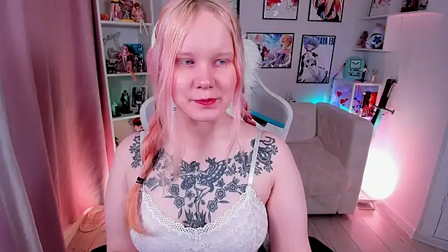 AnnieVibe online show from 04-09-26, 05:41