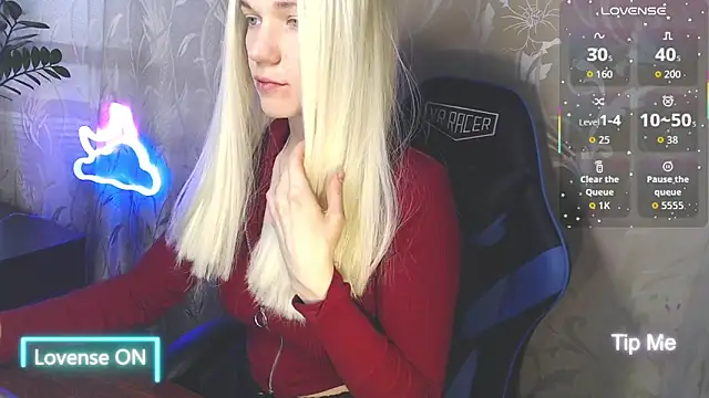 Shiny Victoria online show from 04-12-26, 08:06