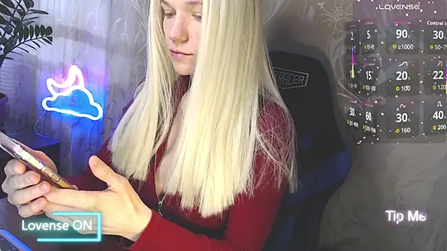 Shiny Victoria online show from 04-05-26, 06:53