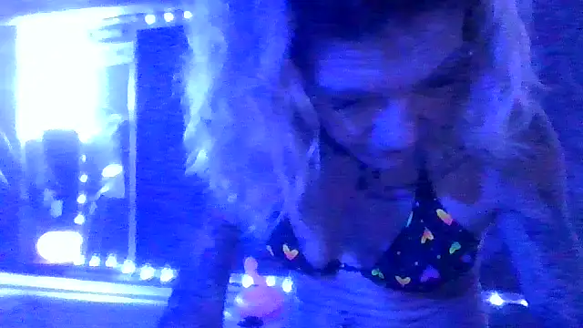 Snapshot of CrystalMaria8 chatting on 07-21-26, 07:10 CrystalMaria8 online show from 07-21-26, 07:10