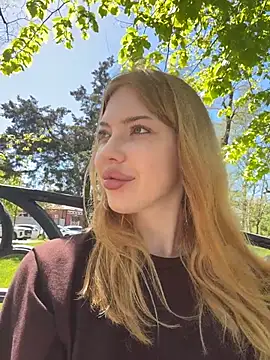 Snapshot of Jean_Graay chatting on 04-26-26, 10:45 Jean Graay online show from 04-26-26, 10:45