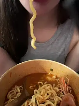 Snapshot of Rinnababy22 chatting on 02-06-26, 03:41 Rinnababy22 online show from 02-06-26, 03:41