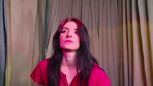 NicoleLuxe online show from 05-07-26, 06:33
