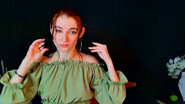 NicoleLuxe online show from 06-01-26, 06:40