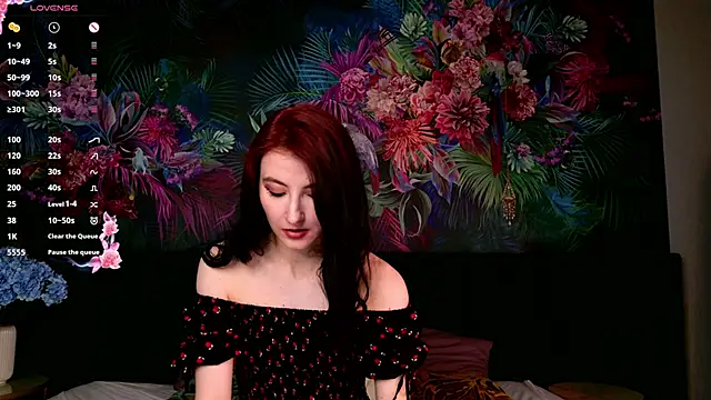 NicoleLuxe online show from 05-20-26, 06:16