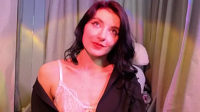 NicoleLuxe online show from 04-09-26, 07:20