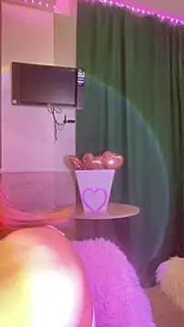 Snapshot of Lissy_Liss chatting on 02-19-26, 05:48 Lissy Liss online show from 02-19-26, 05:48