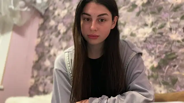 Snapshot of LiluMartiznir chatting on 04-09-26, 06:14 LiluMartiznir online show from 04-09-26, 06:14