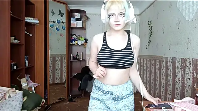 KathernSaulters online show from 03-03-26, 07:37