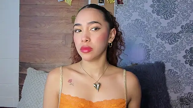 Snapshot of LiaHansson00 chatting on 04-29-26, 04:11 LiaHansson00 online show from 04-29-26, 04:11