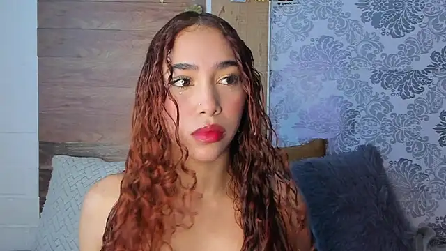 Snapshot of LiaHansson00 chatting on 05-20-26, 04:04 LiaHansson00 online show from 05-20-26, 04:04