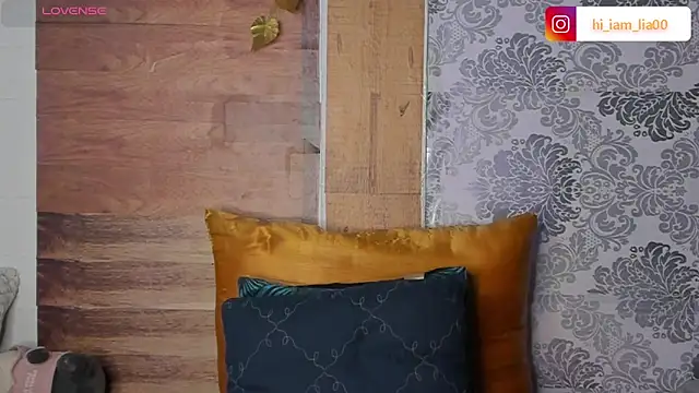 LiaHansson00 online show from 03-18-26, 04:30