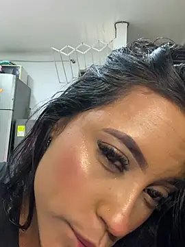 Alahia Betancurr online show from 06-11-26, 10:07