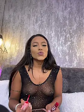 Snapshot of Alahia_Betancurr chatting on 07-31-26, 01:54 Alahia Betancurr online show from 07-31-26, 01:54