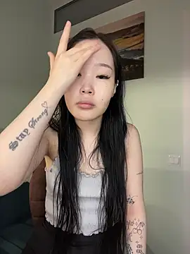 Snapshot of Peony_kiss chatting on 02-15-26, 07:31 Peony kiss online show from 02-15-26, 07:31