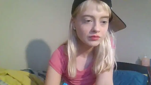 KiwiDreamy1 online show from 02-08-26, 04:37