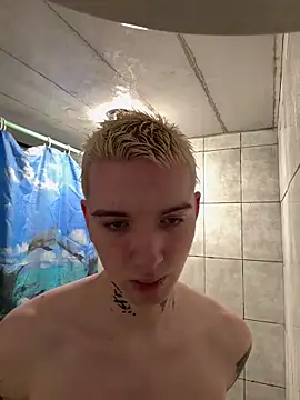 OskarMil online show from 03-07-26, 04:12