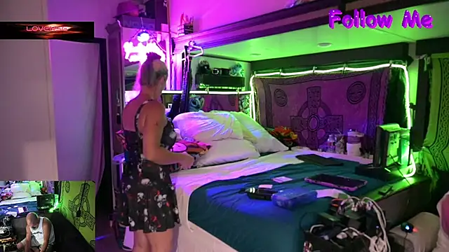 Katycouple69 online show from 05-22-26, 11:58