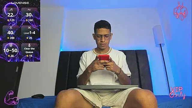 Snapshot of StellayDrake chatting on 02-19-26, 01:52 StellayDrake online show from 02-19-26, 01:52