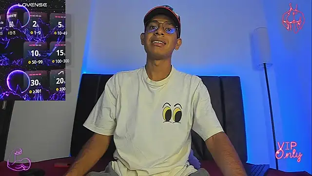 Snapshot of StellayDrake chatting on 02-12-26, 02:06 StellayDrake online show from 02-12-26, 02:06