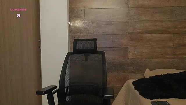 Snapshot of connor_h1 chatting on 02-28-26, 04:23 connor h1 online show from 02-28-26, 04:23