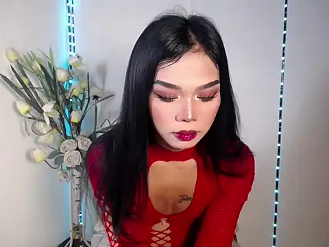 Snapshot of Darkness_Angel chatting on 06-12-26, 01:58 Darkness Angel online show from 06-12-26, 01:58