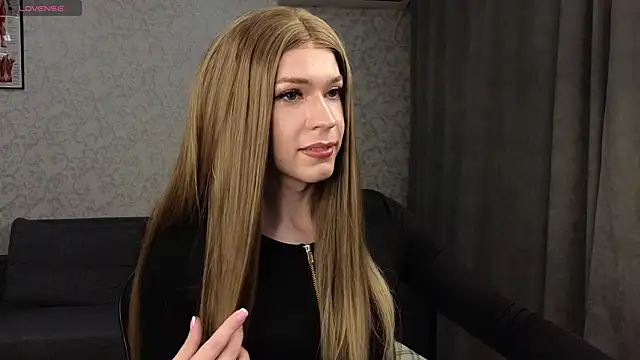 Snapshot of Anna_inHear chatting on 05-16-26, 09:25 Anna inHear online show from 05-16-26, 09:25