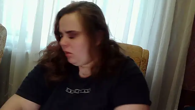 Snapshot of DollyGersoon chatting on 02-24-26, 05:41 DollyGersoon online show from 02-24-26, 05:41