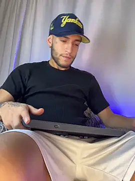 Velvet Angel online show from 03-16-26, 08:33