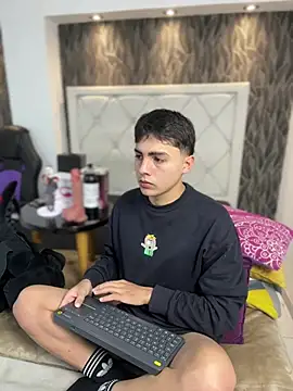 Samu Hott online show from 02-23-26, 08:09