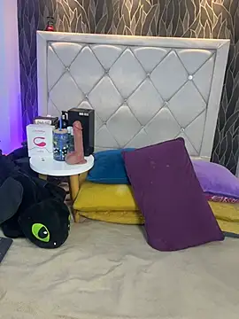 Samu Hott online show from 04-09-26, 08:26