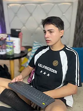 Samu Hott online show from 03-03-26, 08:27