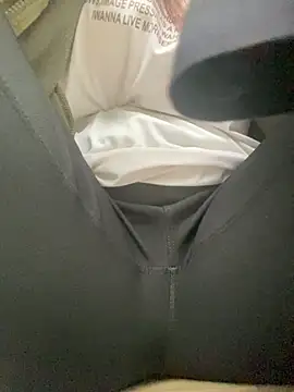 Myimy online show from 04-19-26, 12:22