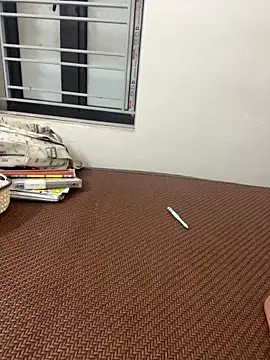 Yinini online show from 04-13-26, 02:32