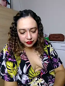 Snapshot of risitos23 chatting on 05-10-26, 03:10 risitos23 online show from 05-10-26, 03:10