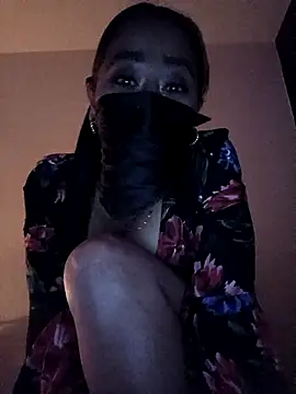 Snapshot of Milove86 chatting on 02-24-26, 05:30 Milove86 online show from 02-24-26, 05:30