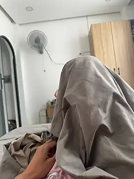 Snapshot of gold221298 chatting on 02-03-26, 02:00 gold221298 online show from 02-03-26, 02:00