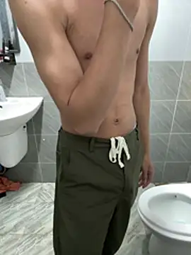 Snapshot of gold221298 chatting on 02-15-26, 02:16 gold221298 online show from 02-15-26, 02:16