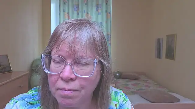 Emma Eclipsee online show from 04-04-26, 10:55